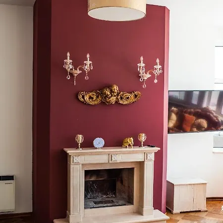 Piano With Stunning View, Heated Outdoor Pool & Gaming Opatija