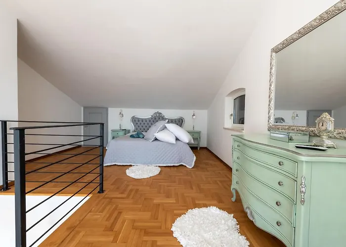 빌라 Piano With Stunning View, Heated Outdoor Pool & Gaming